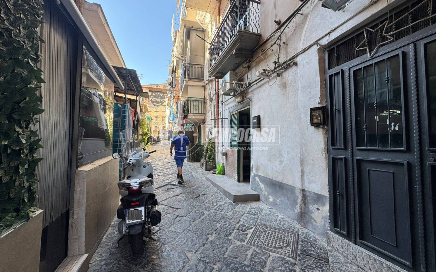 1 bedroom Apartment in Naples, Italy No. 267756