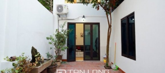 4 bedrooms House in Tay Ho, Vietnam No. 1139 2