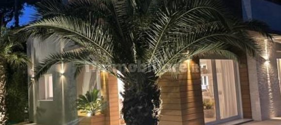 4 bedrooms Villa in Cervia, Italy No. 11755 16