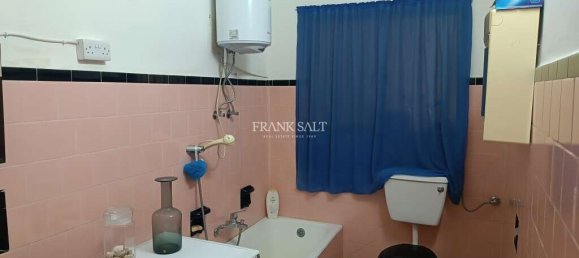 3 bedrooms Maisonette in Qormi, Malta No. 2869 5