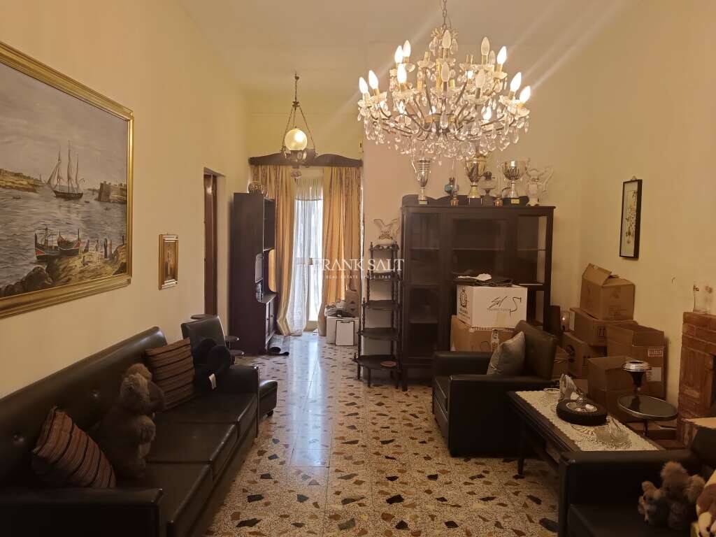 3 bedrooms Maisonette in Qormi, Malta No. 2869