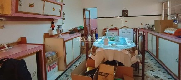 3 bedrooms Maisonette in Qormi, Malta No. 2869 4