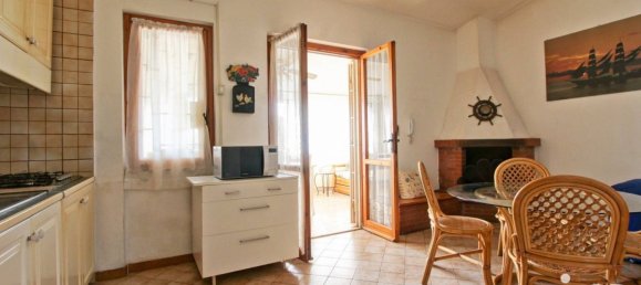2 bedrooms Villa in Anzio, Italy No. 298671 7