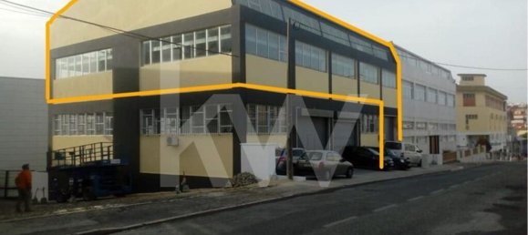 464m² Warehouse in Loures, Portugal No. 88295 2