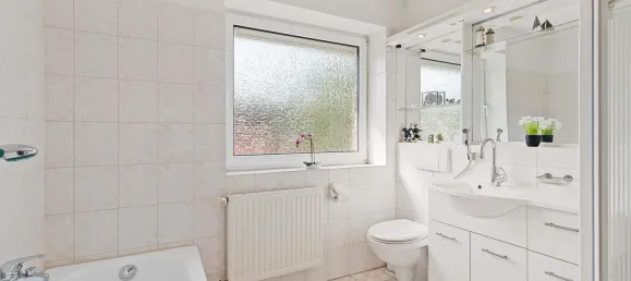 Таунхаус с 4 комнатами в Вандсбек, Германия № 327872 9