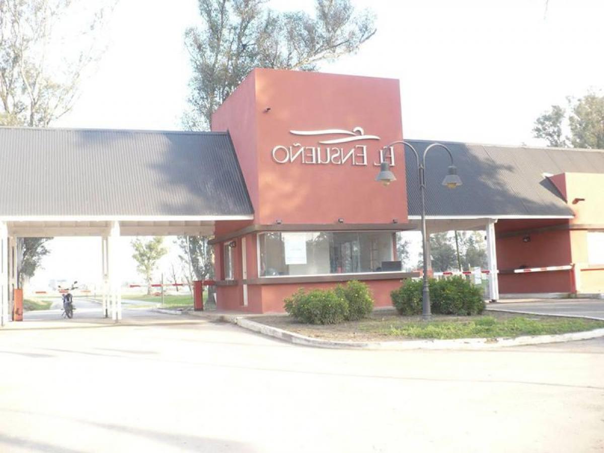 Terrain à Escobar, Argentina No. 34636