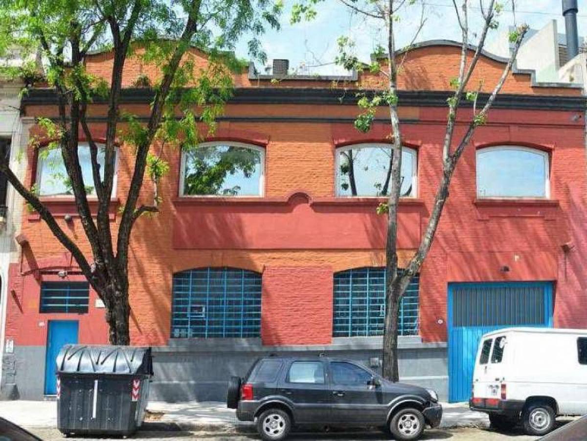 1020m² Building in Buenos Aires, Argentina No. 106994