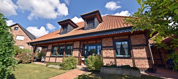 5 bedrooms House in Schaumburg, Germany No. 305429 2