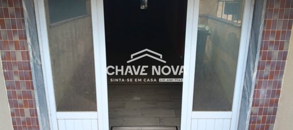 46m² Office in Corroios, Portugal No. 52206 4