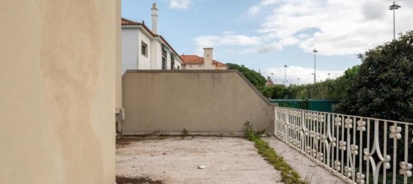 9 bedrooms House in Lisbon, Portugal No. 105141 21