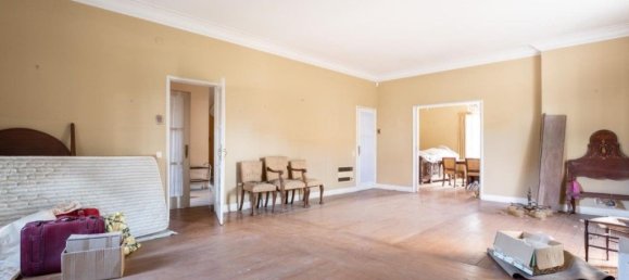 9 bedrooms House in Lisbon, Portugal No. 105141 6