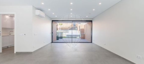 3 Schlafzimmer Haus in Portimao, Portugal, Nr. 247955 2