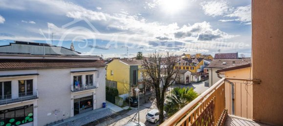 4 rooms Apartment in San Secondo Parmense, Italy No. 9274 22
