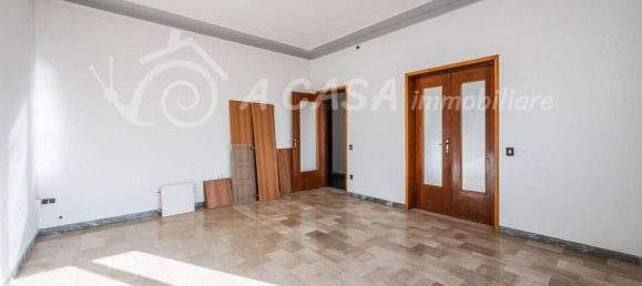 4 rooms Apartment in San Secondo Parmense, Italy No. 9274 24