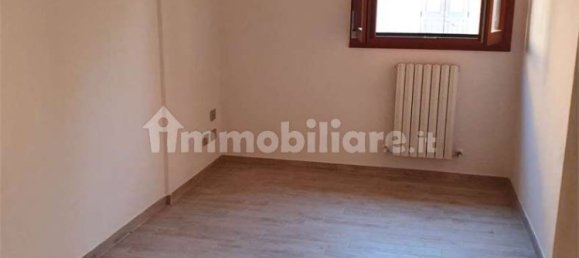 2 Schlafzimmer Wohnung in San Prospero, Italy, Nr. 83289 7