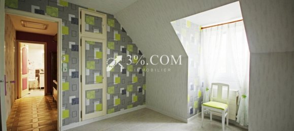 4 bedrooms House in Peronne, France No. 100100 11