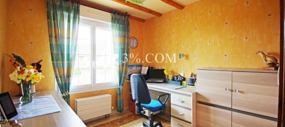 4 bedrooms House in Peronne, France No. 100100 7