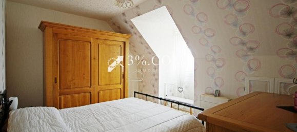 4 bedrooms House in Peronne, France No. 100100 8