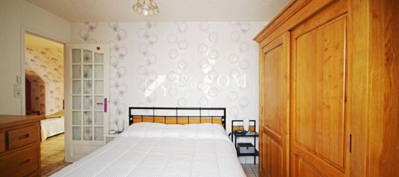 4 bedrooms House in Peronne, France No. 100100 9