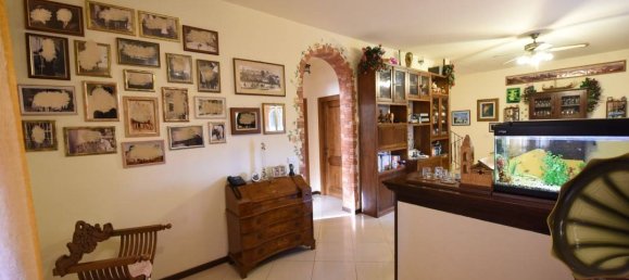 4 bedrooms Villa in Casole d'Elsa, Italy No. 326069 7
