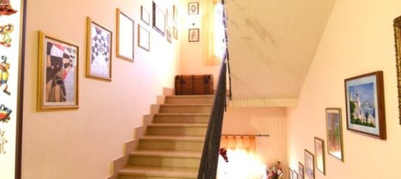 4 bedrooms Villa in Casole d'Elsa, Italy No. 326069 10