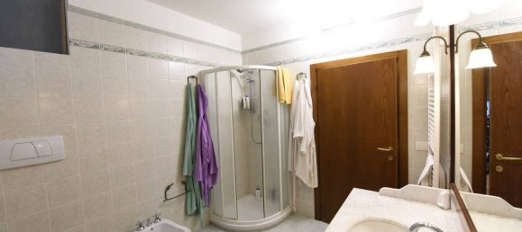 4 bedrooms Villa in Casole d'Elsa, Italy No. 326069 26