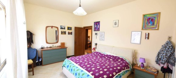 4 bedrooms Villa in Casole d'Elsa, Italy No. 326069 11