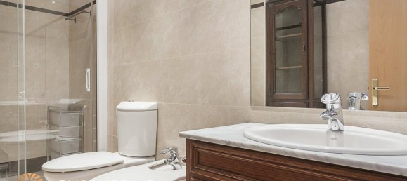 3 bedrooms Apartment in Barcelona, Spain No. 131 8