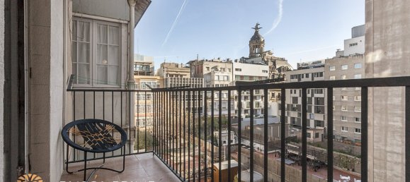3 bedrooms Apartment in Barcelona, Spain No. 131 10