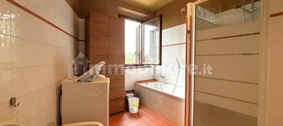 2 bedrooms Apartment in Lucca, Italy No. 323944 4