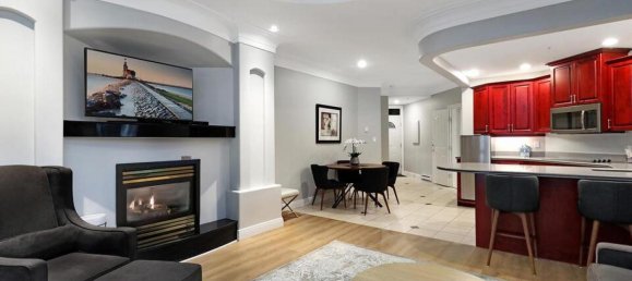 2 bedrooms House in British Columbia, Canada No. 237 5