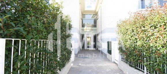 28m² Garage in Ronco Briantino, Italy No. 323698 9