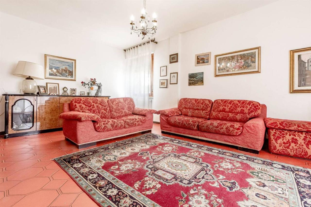 5 rooms Apartment in Sassari, Italy No. 41193