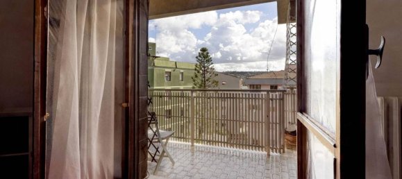 5 rooms Apartment in Sassari, Italy No. 41193 8