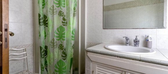 5 rooms Apartment in Sassari, Italy No. 41193 27