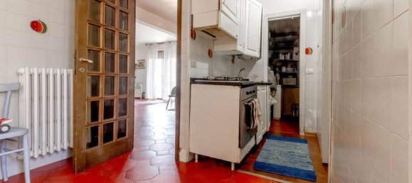 5 rooms Apartment in Sassari, Italy No. 41193 12