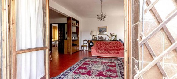 5 rooms Apartment in Sassari, Italy No. 41193 6