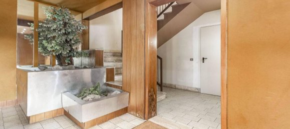 5 rooms Apartment in Sassari, Italy No. 41193 30