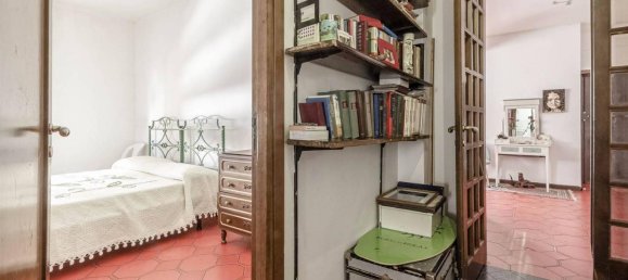 5 rooms Apartment in Sassari, Italy No. 41193 15