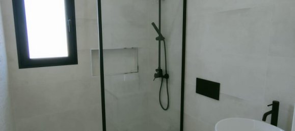 4 bedrooms House in Seixal, Portugal No. 128294 9