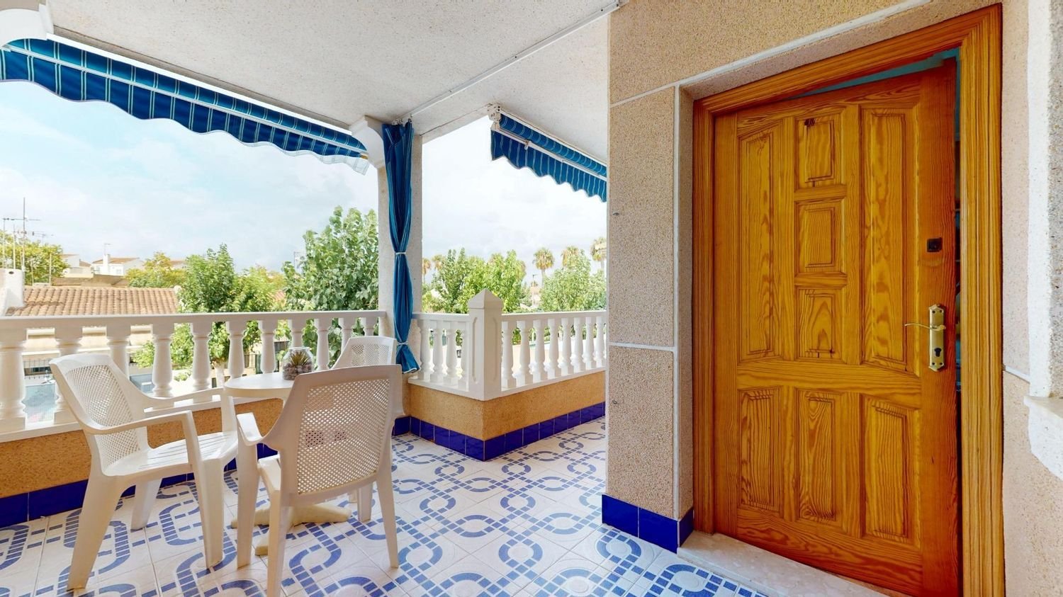 Apartamento de 2 dormitorios en Los Alcázares, Spain No. 166720