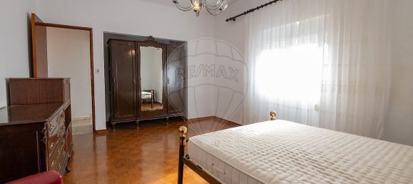 Дом с 4 спальнями в Одемира, Португалия № 41990 19