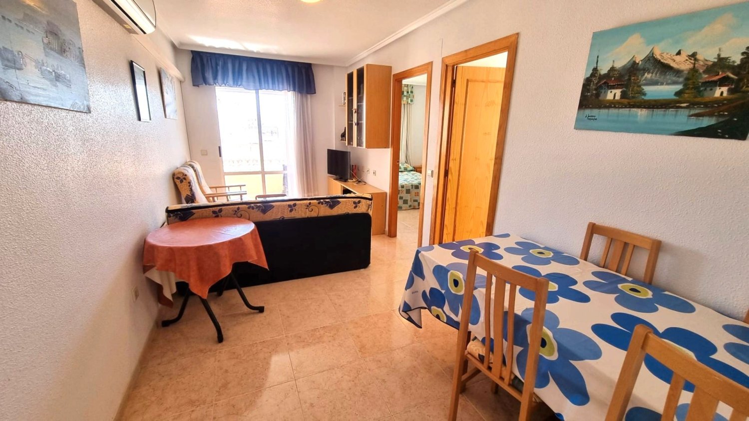 2 bedrooms Apartment in Torrevieja, Spain No. 198288