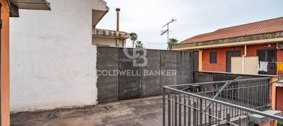 4 bedrooms House in Giarre, Italy No. 371932 12