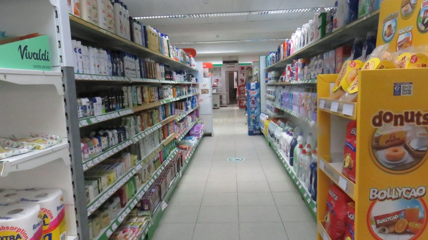 1 bedroom Commercial property in Vila Franca de Xira, Portugal No. 347983