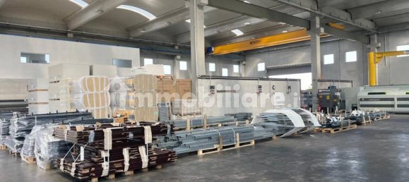 Склад 1930м² в Гуидония Монтечельо, Италия № 269092 6