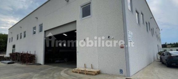 Склад 1930м² в Гуидония Монтечельо, Италия № 269092 3