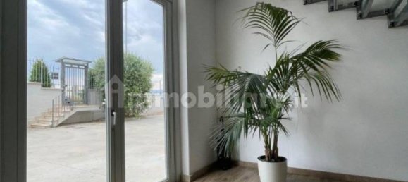 Склад 1930м² в Гуидония Монтечельо, Италия № 269092 5