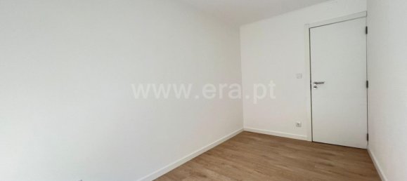 3 bedrooms Apartment in Amadora, Portugal No. 69886 4