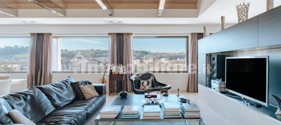 3 غرف نوم فيلا في Conegliano, Italy رقم 132078 15